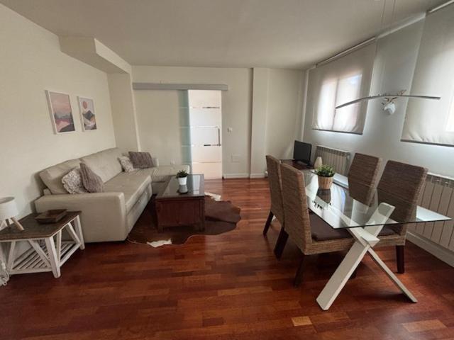 Duplex Centrico Labati Jaca Apartment ภายนอก รูปภาพ